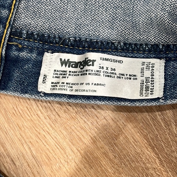 Wrangler | George Strait Cowboy Cut Jeans - Picture 7 of 7